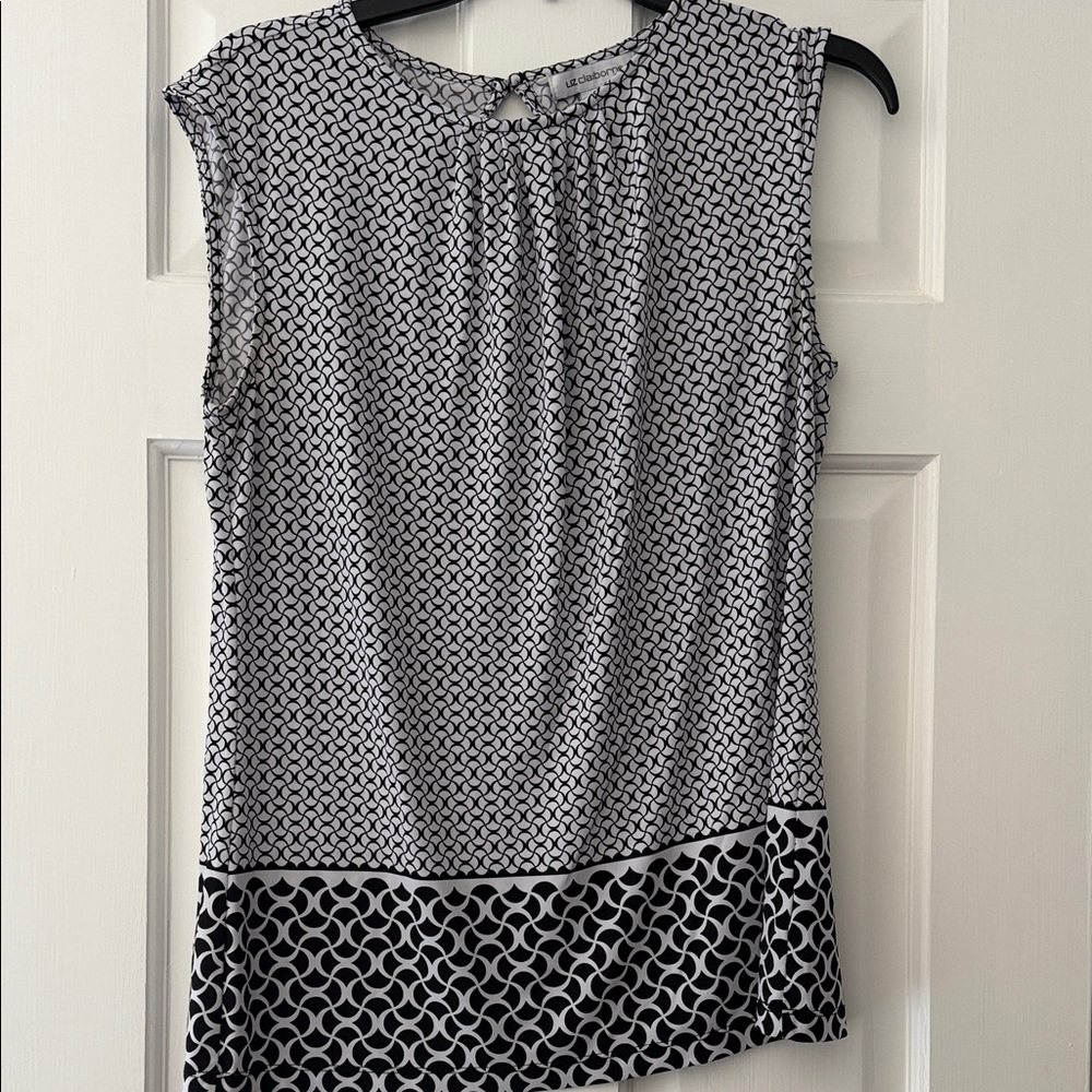 Liz Claiborne Monochrome Sleeveless Top